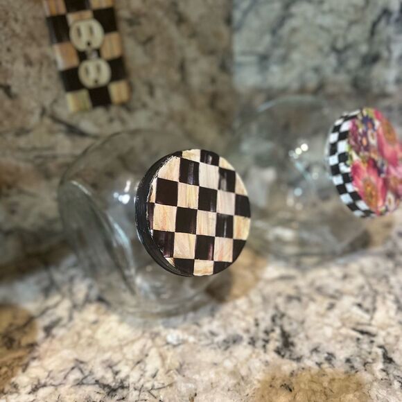 - Hand Crafted Storage Jar - Picture 4 of 7